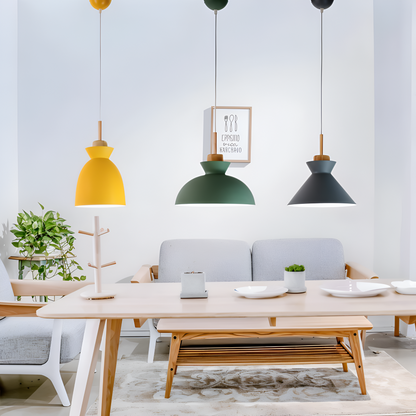Kolorowa metalowa lampa wisząca do kuchni i jadalni