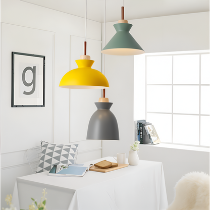 Kolorowa metalowa lampa wisząca do kuchni i jadalni