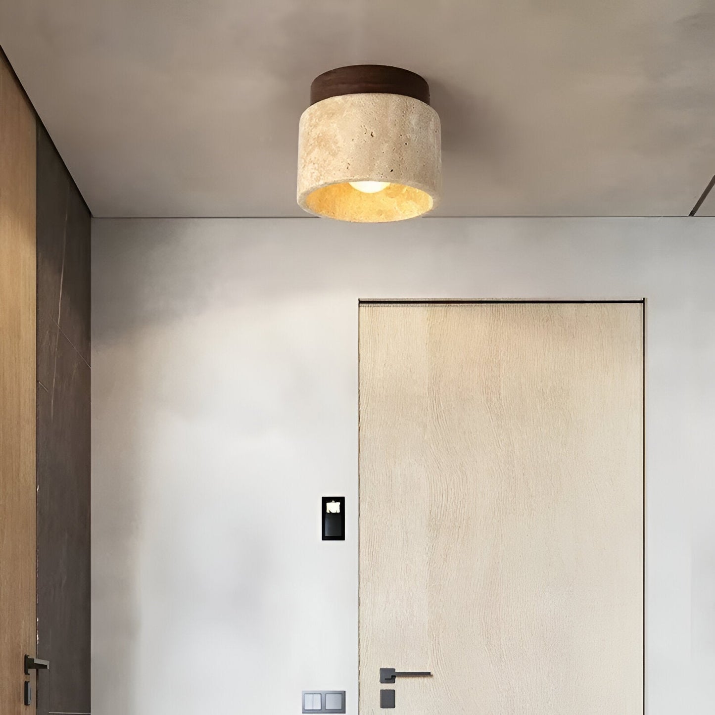 Trawertynowa lampa sufitowa punktowa z drewnem
