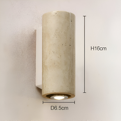 Lampa ścienna z trawertynu i podstawą z drewna lub metalu