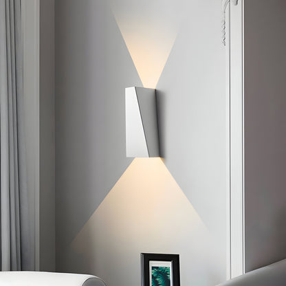 Kinkiet LED góra-dół aluminiowy trapezowy 3W