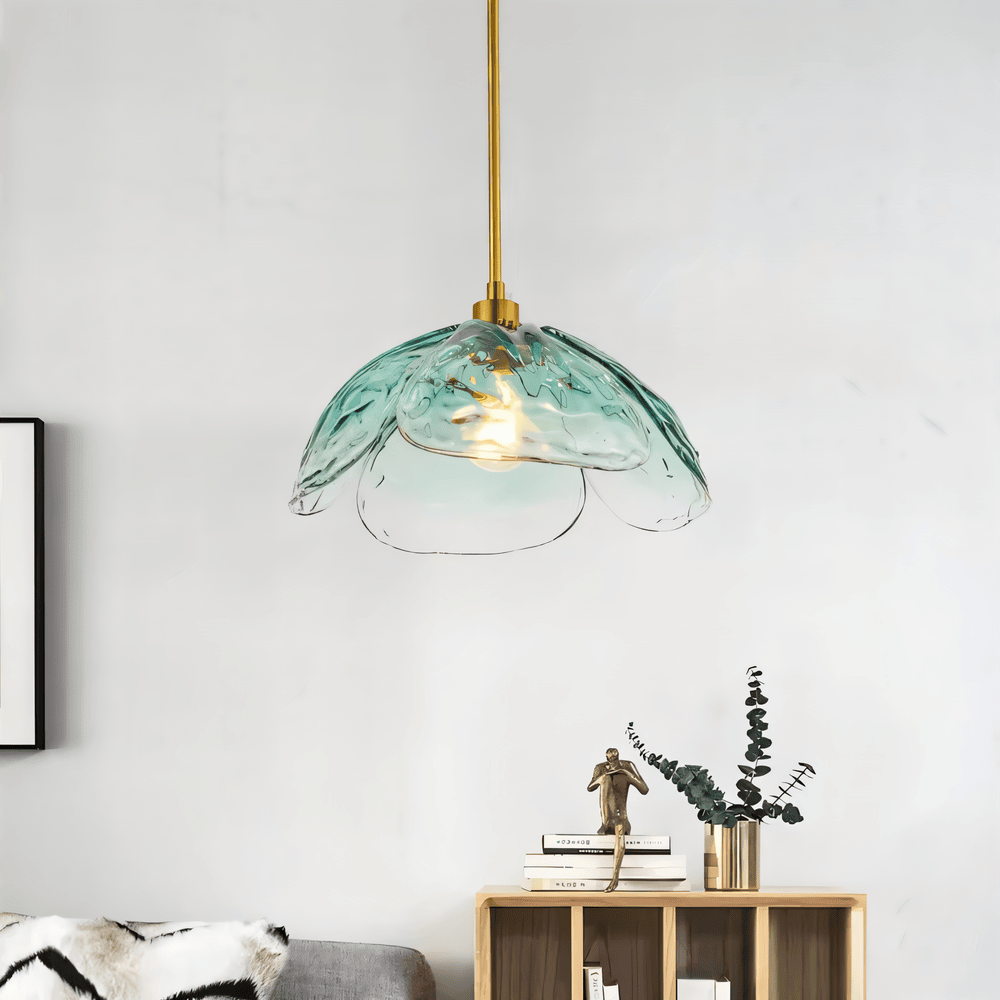 Kolorowa szklana lampa wisząca w kształcie kwiatu
