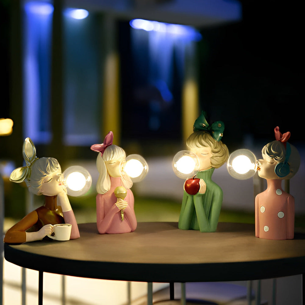 Lampka nocna LED z bajkowymi figurkami