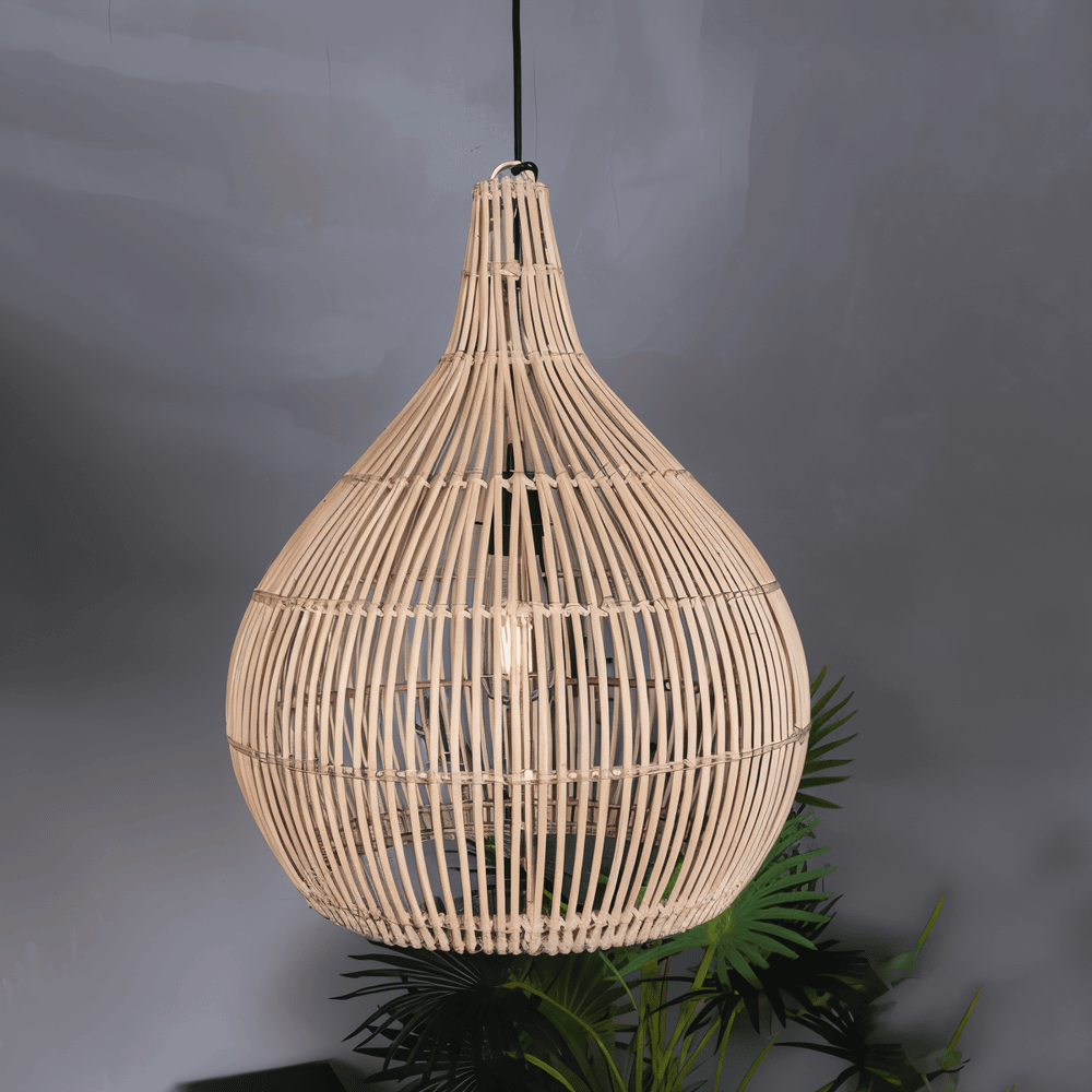 Lampa wisząca z rattanu do salonu boho naturalna