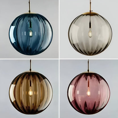 Lampa wisząca z kolorowymi szklanymi kulami