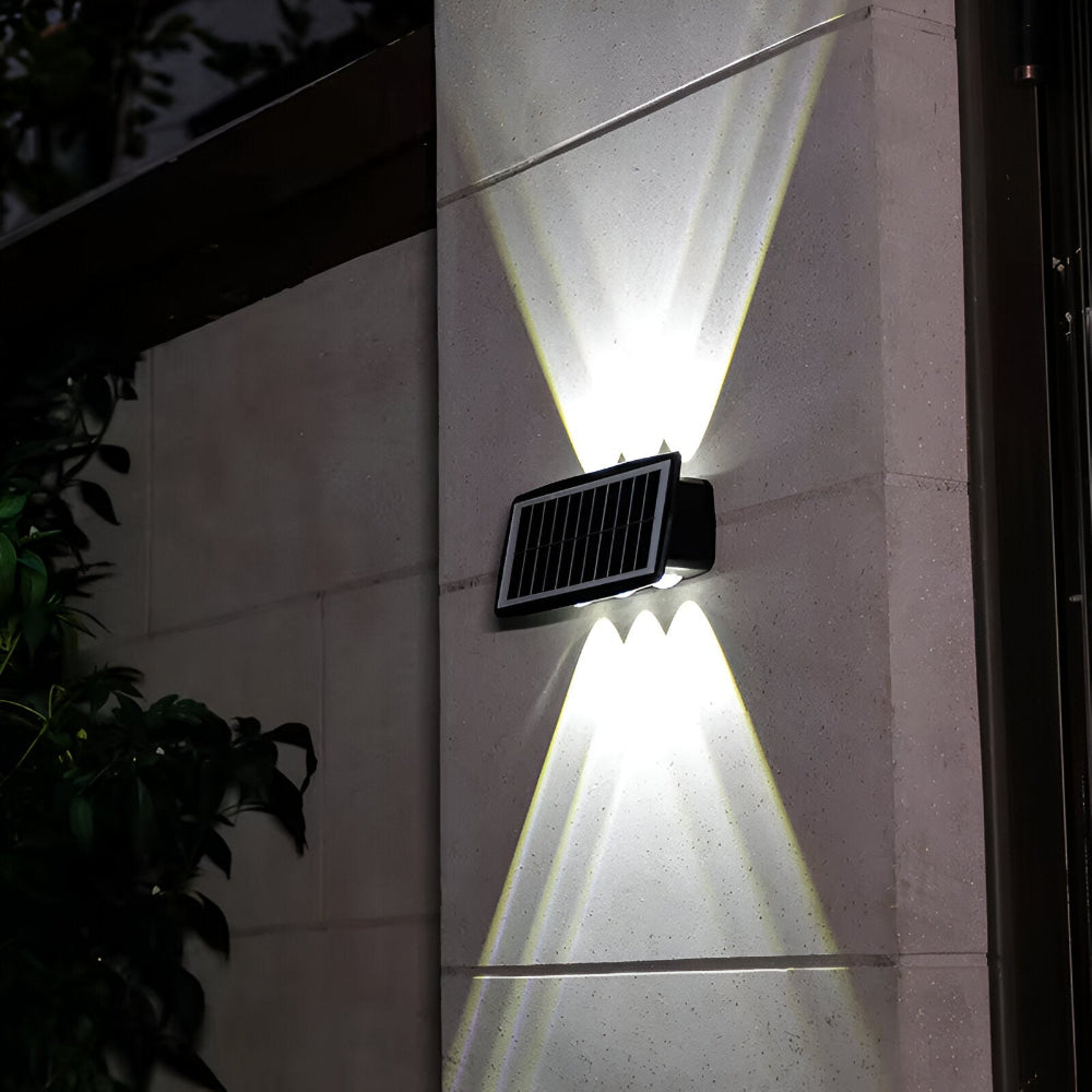Solarna lampa ogrodowa LED na ścianę