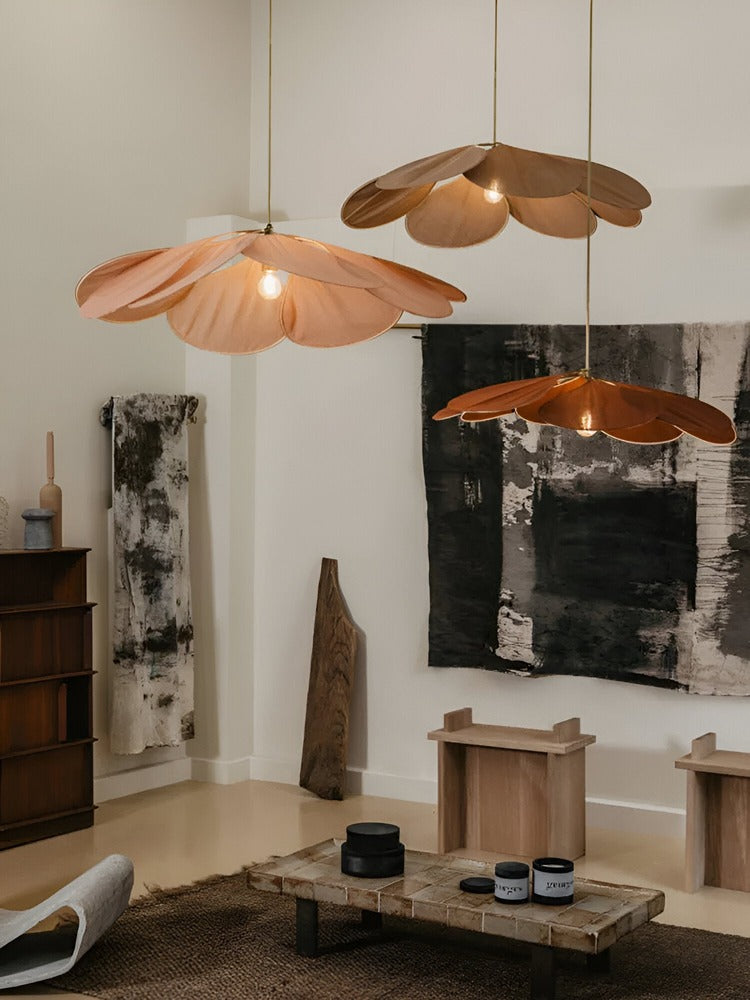 Lampa wisząca vintage z kwiatowym kloszem z tkaniny