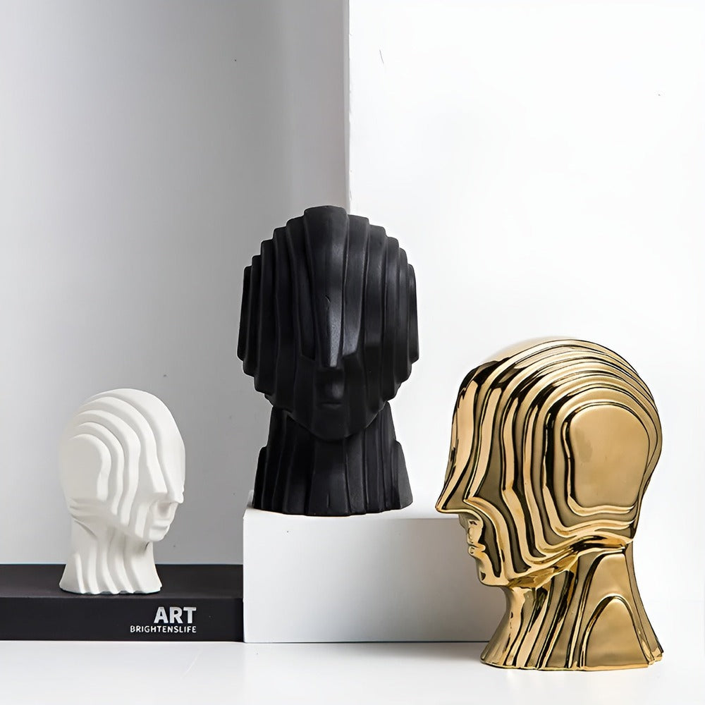 Geometryczna ceramiczna figurka dekoracyjna ze złotymi detalami