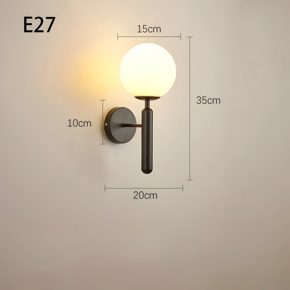Miedziana lampa ścienna LED z okrągłym kloszem