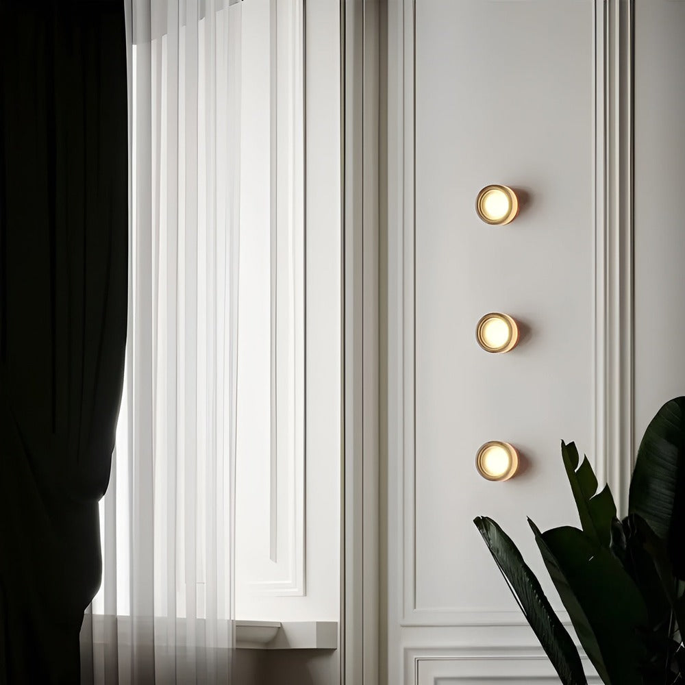 Szklana lampa ścienna LED do salonu i sypialni