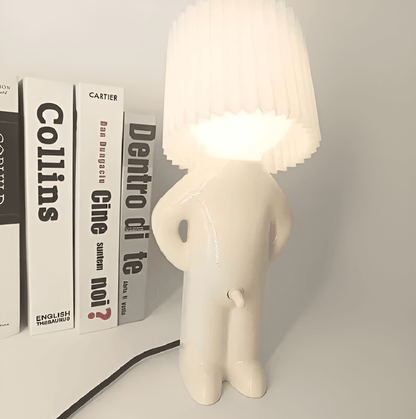 Dekoracyjna lampka LED z figurką chłopca