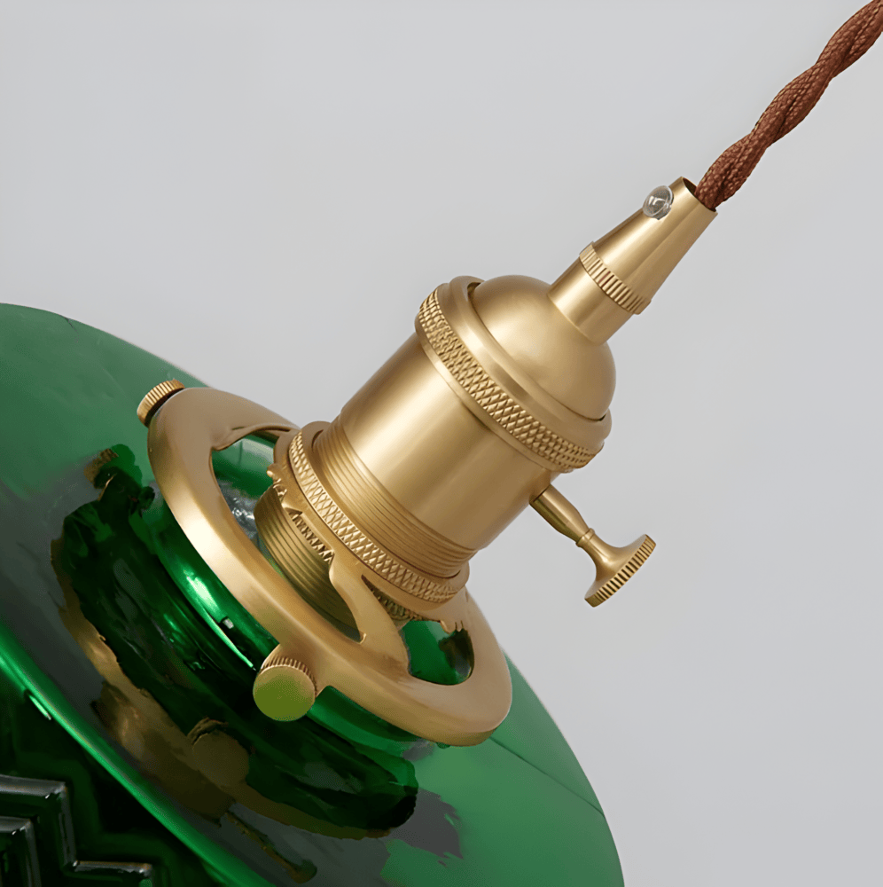 Zielona lampa wisząca ze szkła ryflowanego