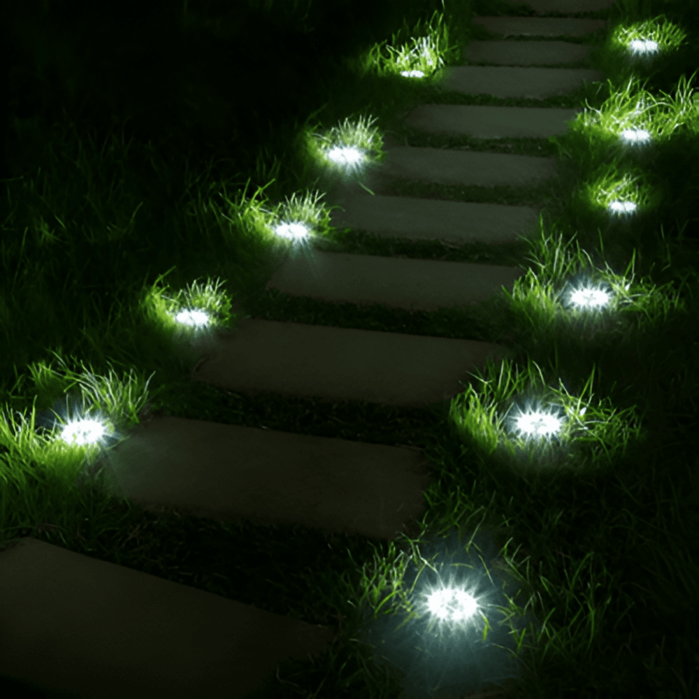 Solarna lampa ogrodowa LED do ścieżek i tarasu
