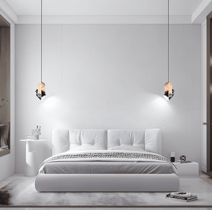 Lampa wisząca metalowa regulowana z detalem drewnianym