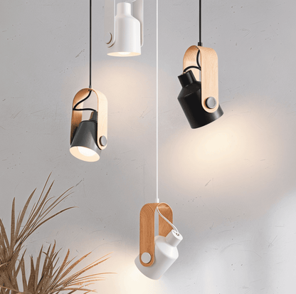 Lampa wisząca metalowa regulowana z detalem drewnianym