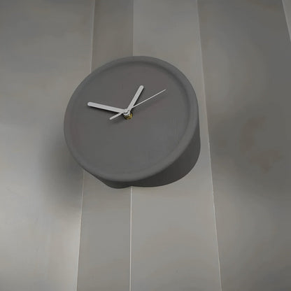Cichy zegar ścienny narożny 3D minimalistyczny 30 cm