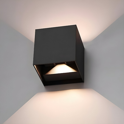 Nowoczesna lampa ścienna LED z aluminium i akrylu