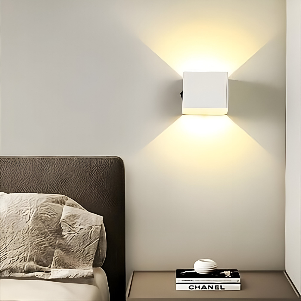Nowoczesna lampa ścienna LED z aluminium i akrylu