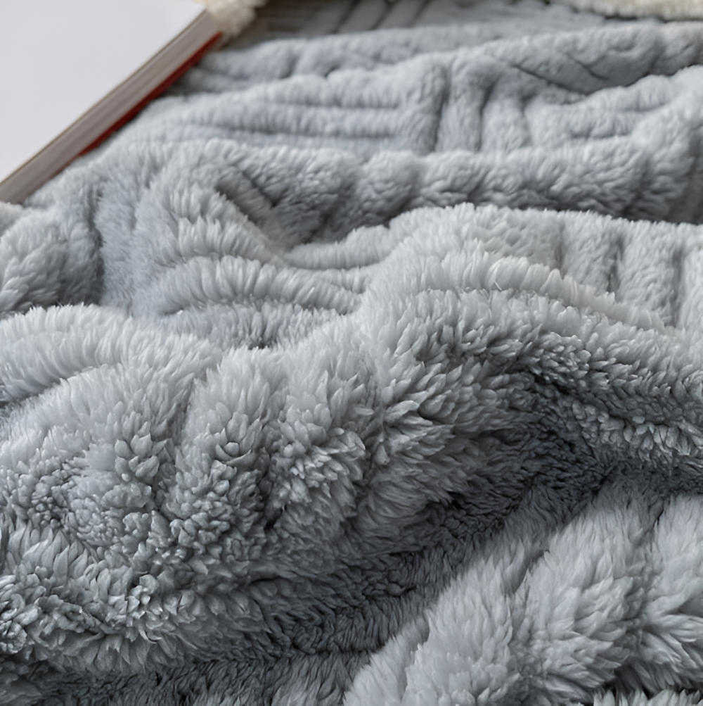 Dwustronny puszysty koc geometryczny 100x150–200x230 cm