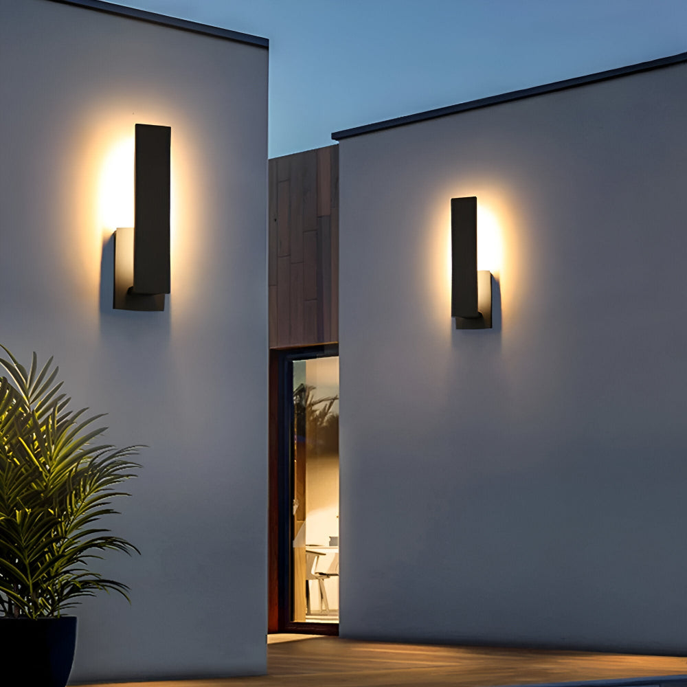 Czarna lampa ścienna zewnętrzna LED aluminiowa