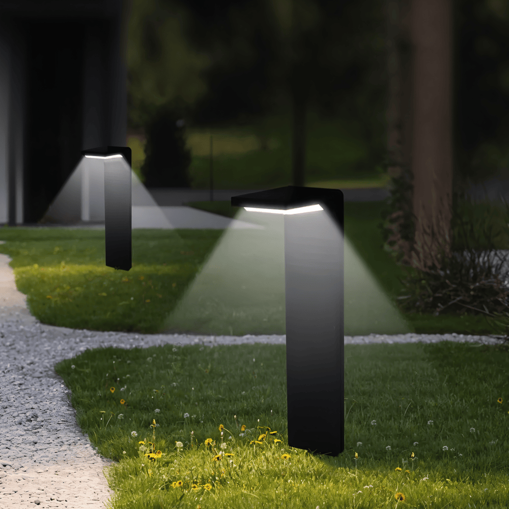 Solarna lampa ogrodowa LED IP66 do ścieżek i tarasu