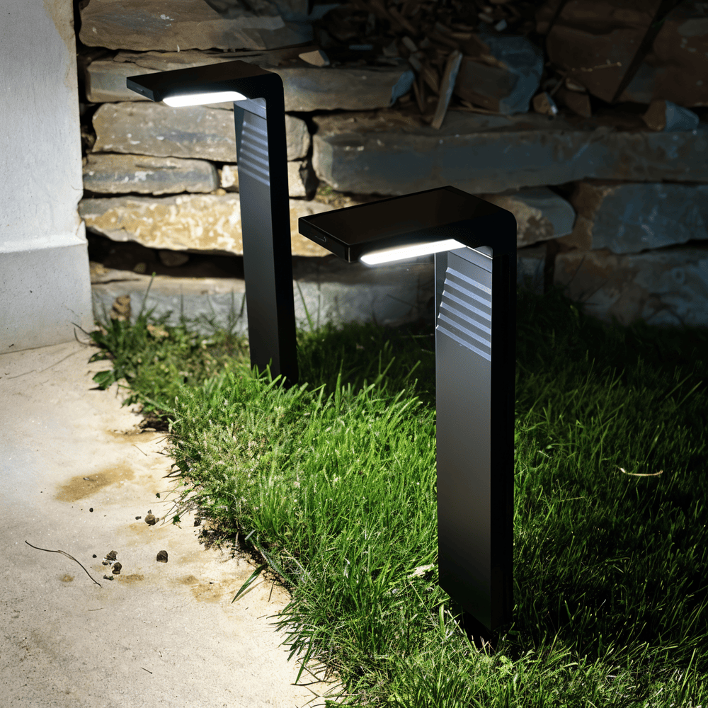 Solarna lampa ogrodowa LED IP66 do ścieżek i tarasu
