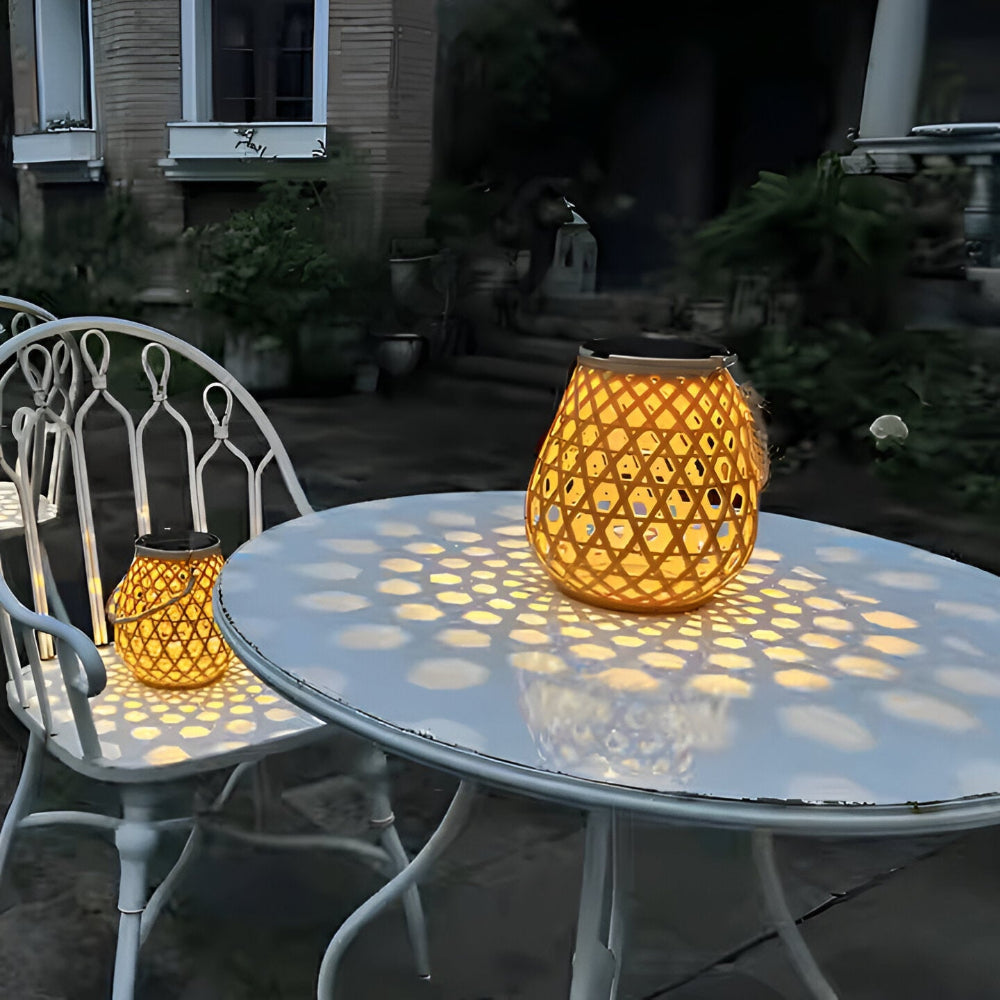 Solarna latarnia ogrodowa LED wisząca IP44