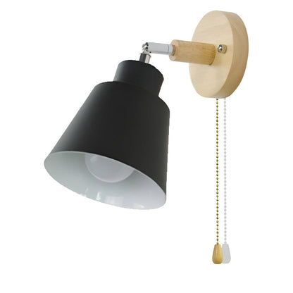Regulowana lampa ścienna z żelaza z przełącznikiem
