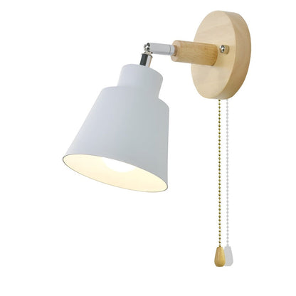 Regulowana lampa ścienna z żelaza z przełącznikiem