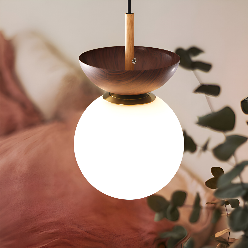 Japońska lampa sufitowa LED ze szklaną kulą i drewnem