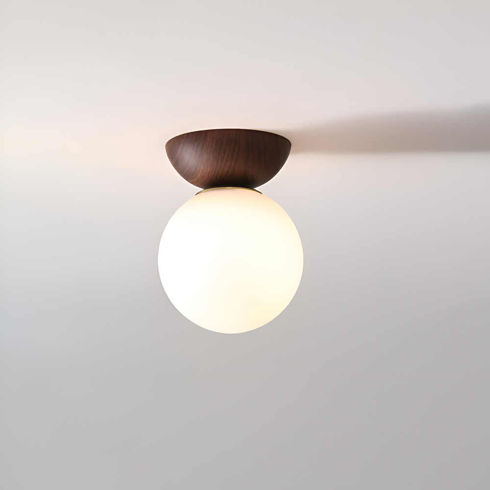 Japońska lampa sufitowa LED ze szklaną kulą i drewnem