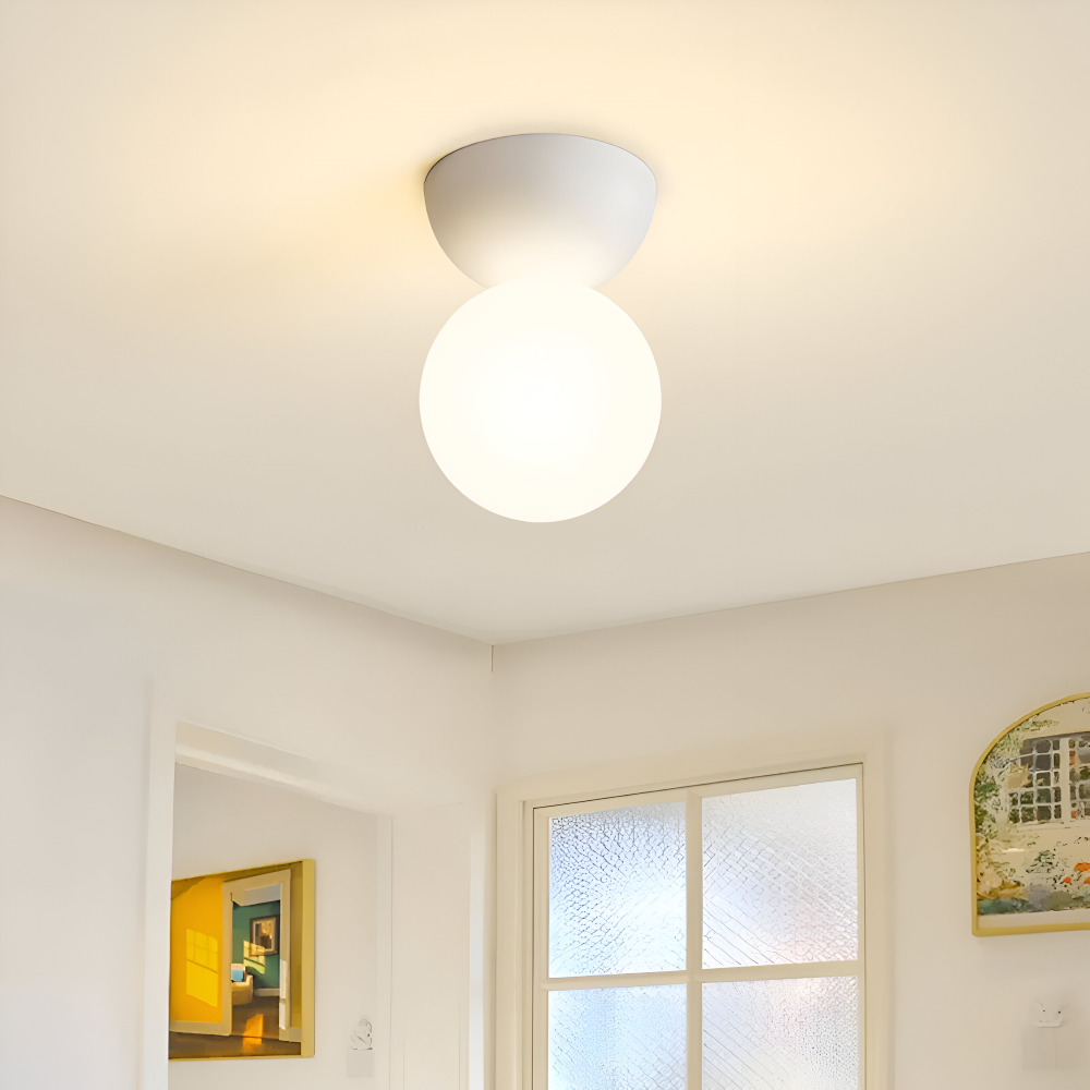 Japońska lampa sufitowa LED ze szklaną kulą i drewnem