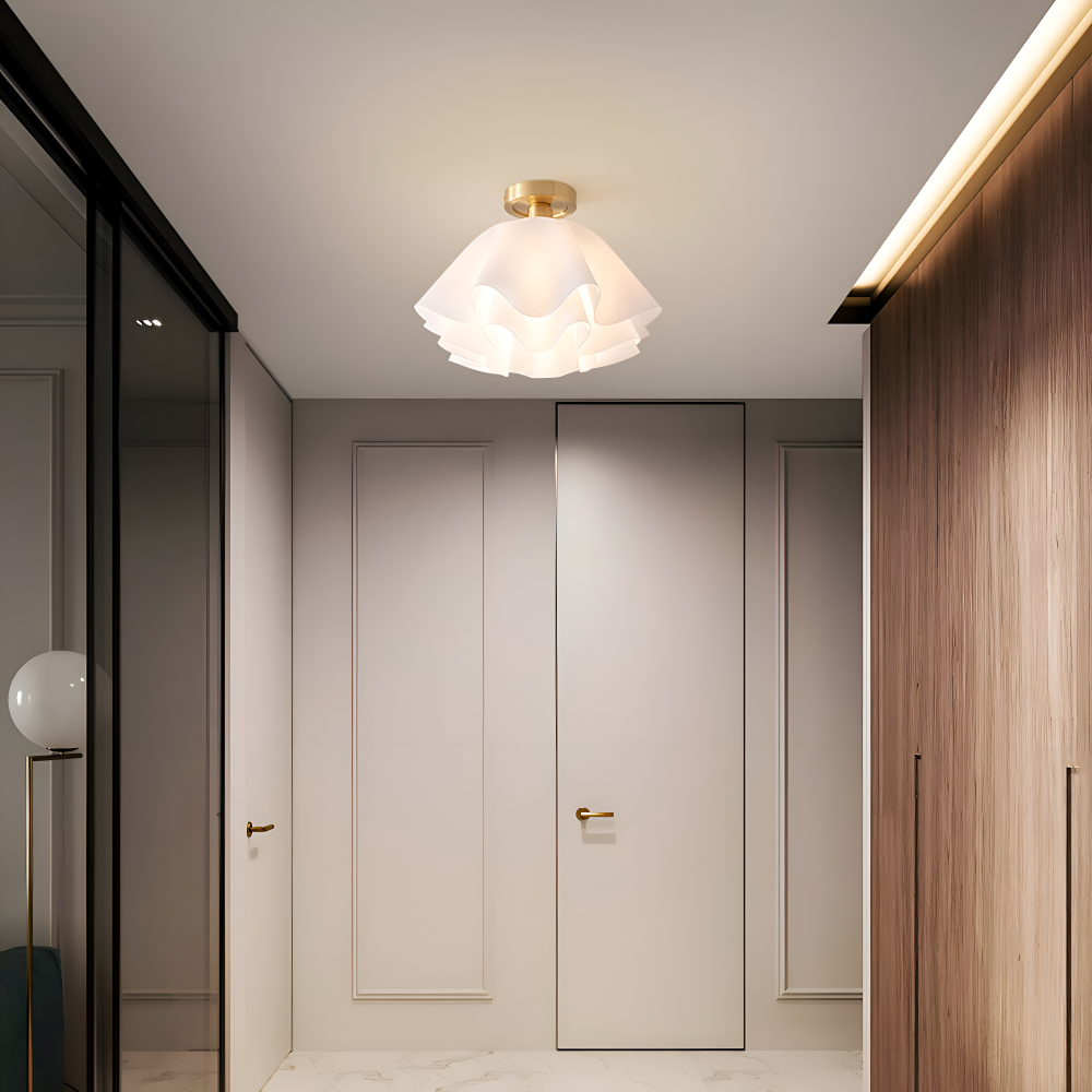 Lampa sufitowa kwiatowa biała akrylowa złota
