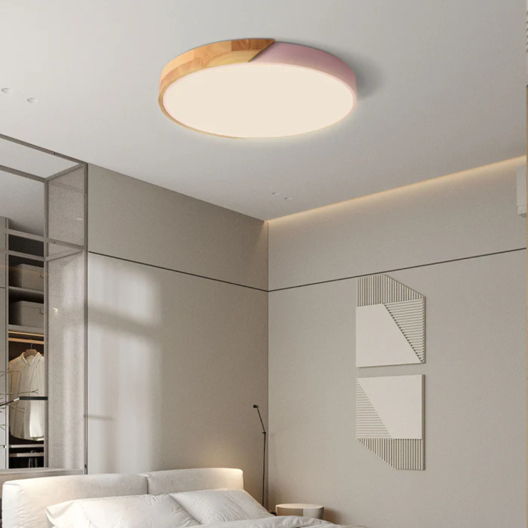 Drewniana lampa sufitowa LED w stylu skandynawskim