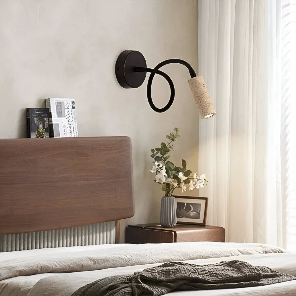 Lampa ścienna z trawertynu do salonu elegancka