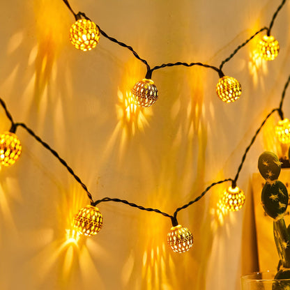 Solarna girlanda LED do ogrodu w marokańskim stylu